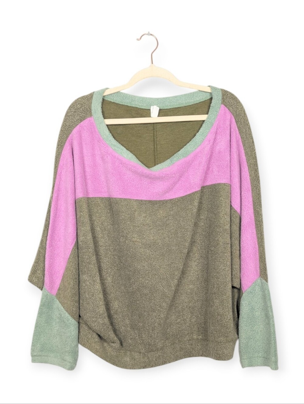 Ragabond Fleece Pullover L Green Fuchsia Long Sleeve Sweatshirt